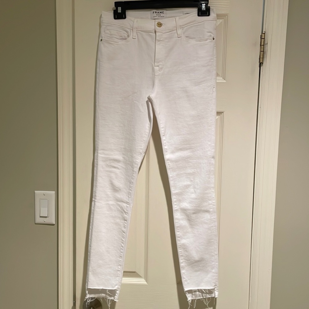 FRAME white denim jean size 30